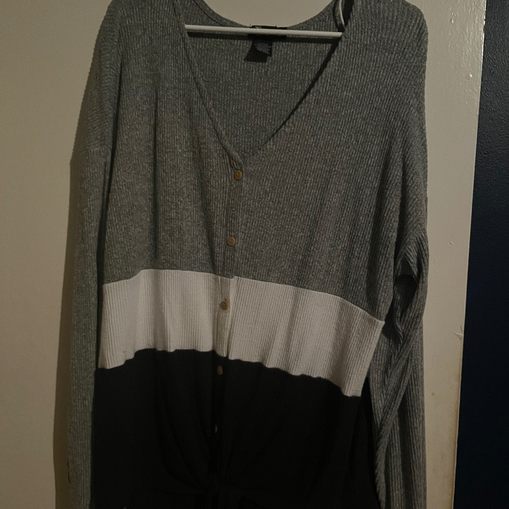 Front tie shirt